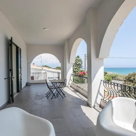 8 Bedroom Gorgeous In Cava Daliga Cava d'Aliga