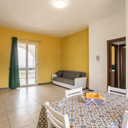 8 Bedroom Gorgeous In Cava Daliga Vakantiehuis *