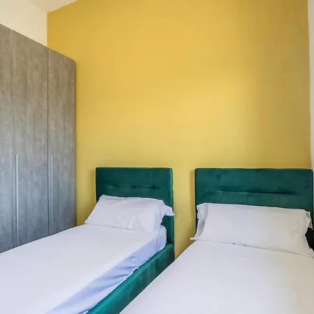 8 Bedroom Gorgeous In Cava Daliga Holiday home Cava d'Aliga